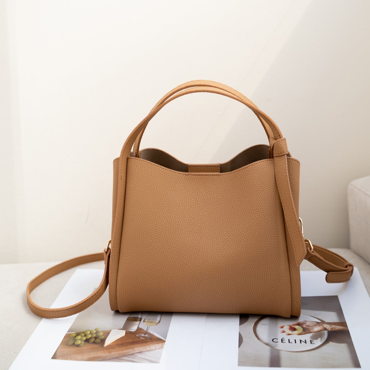 ブラウンベージュ