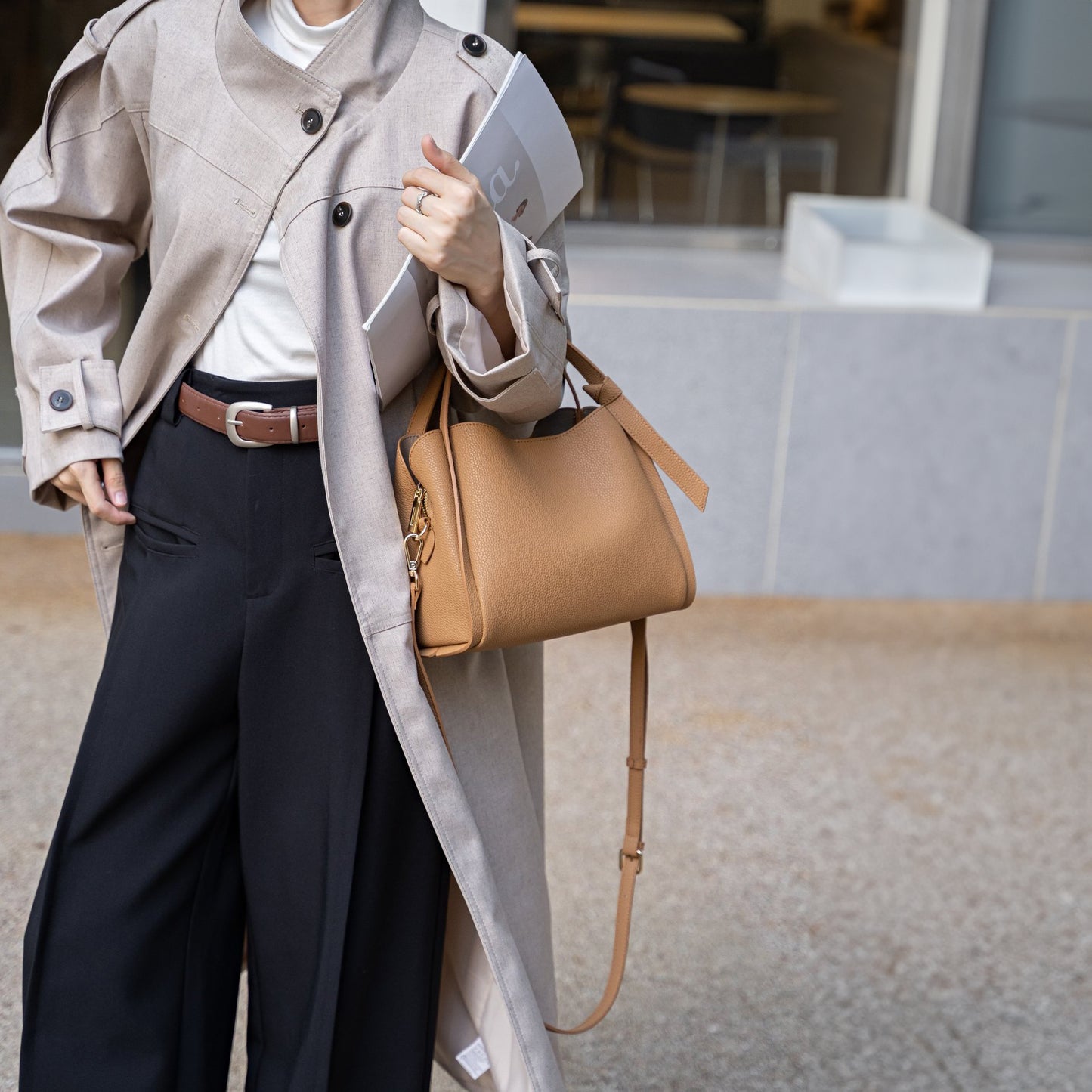 ブラウンベージュ