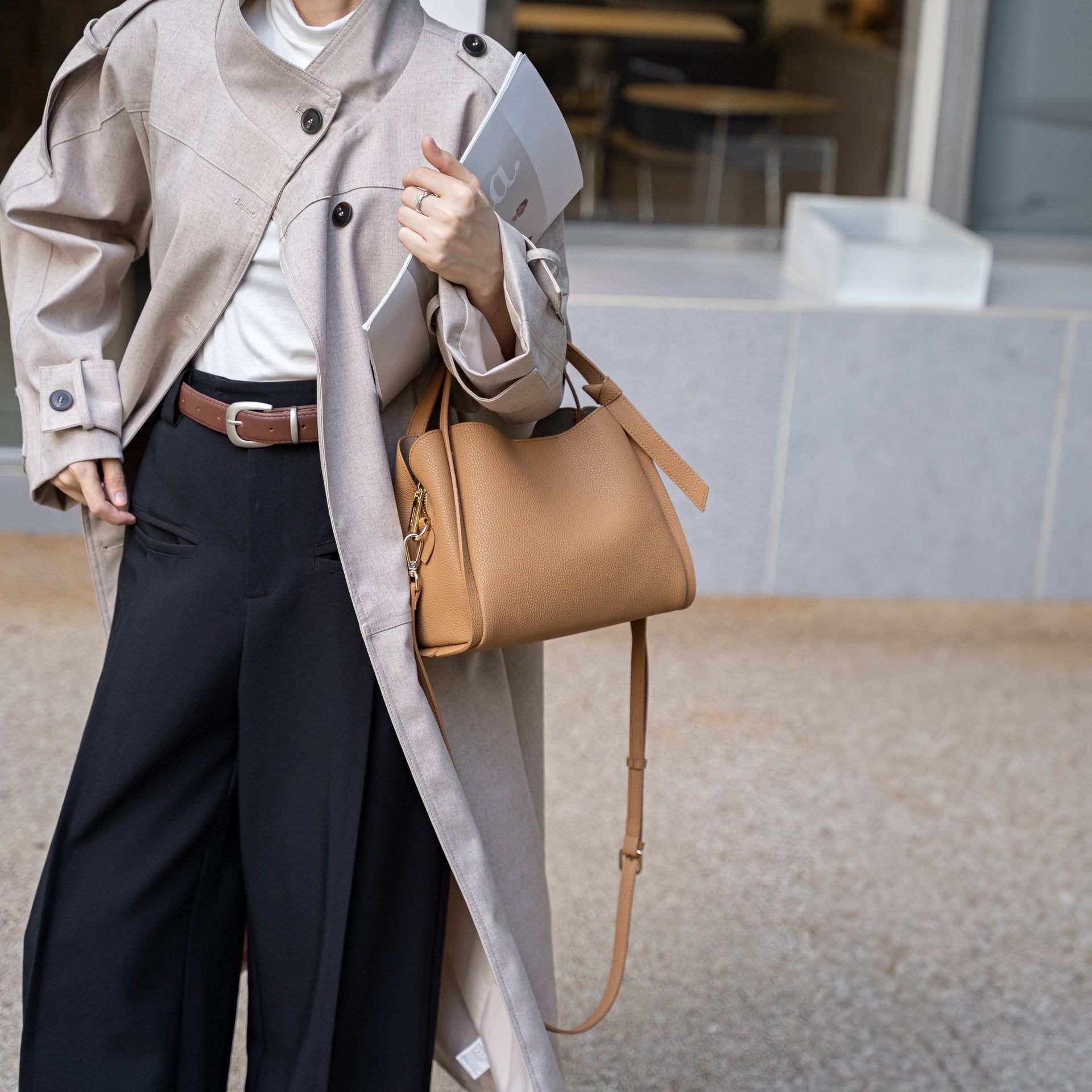 ブラウンベージュ